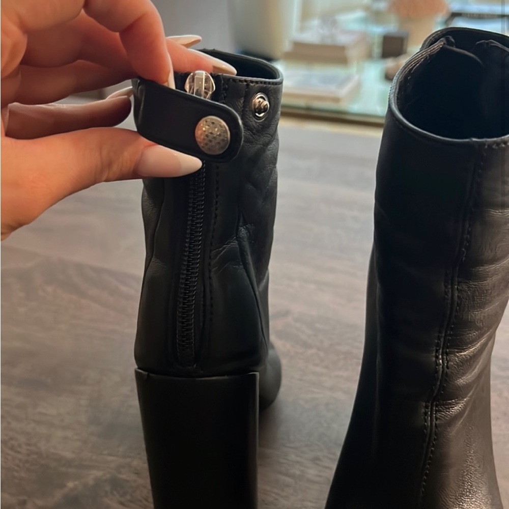 Christian Dior lamb skin leather soft boots air 37.5 worn in good shape - Picture 3 of 9